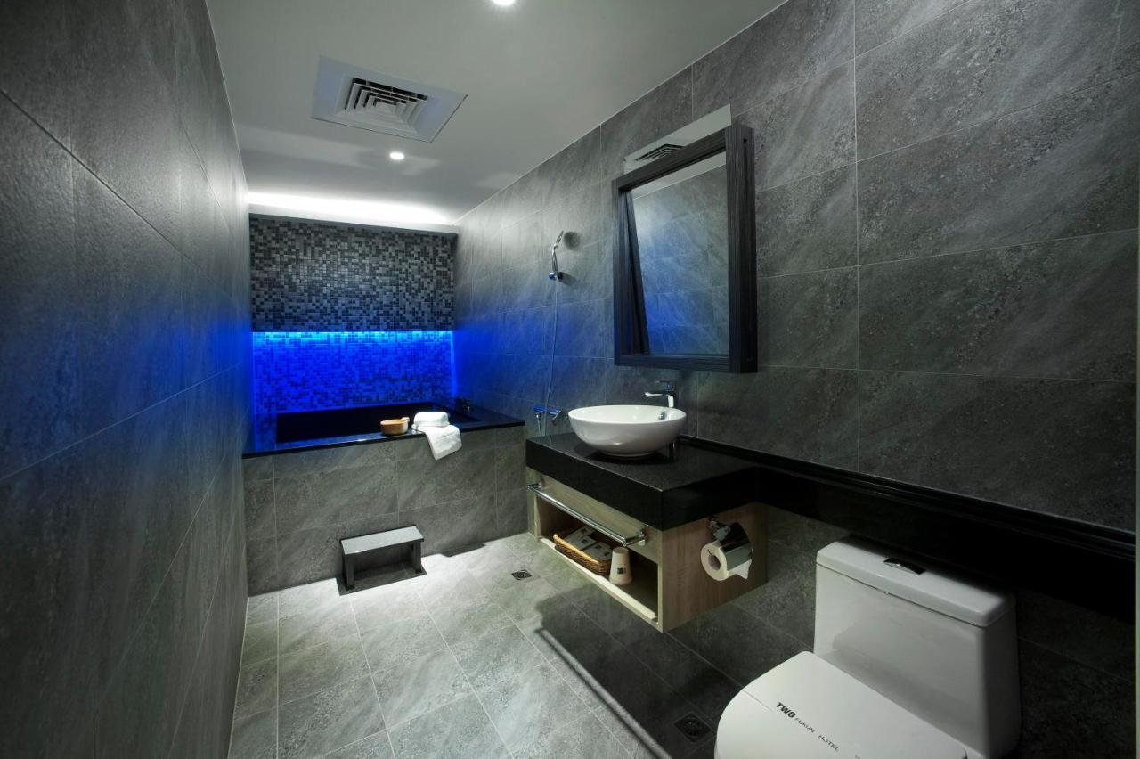 Two Fukun Hotel Цзяосі Екстер'єр фото