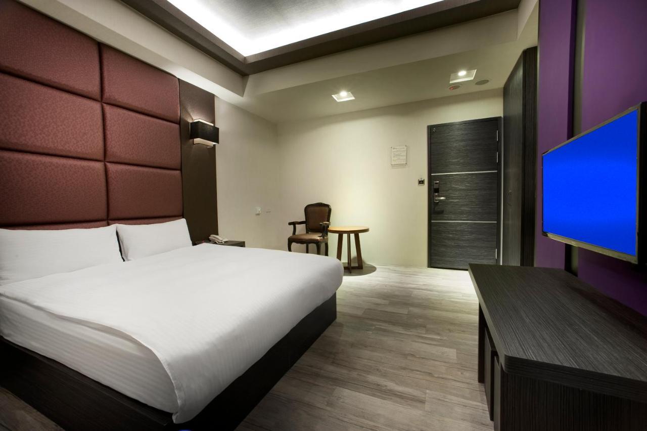 Two Fukun Hotel Цзяосі Екстер'єр фото