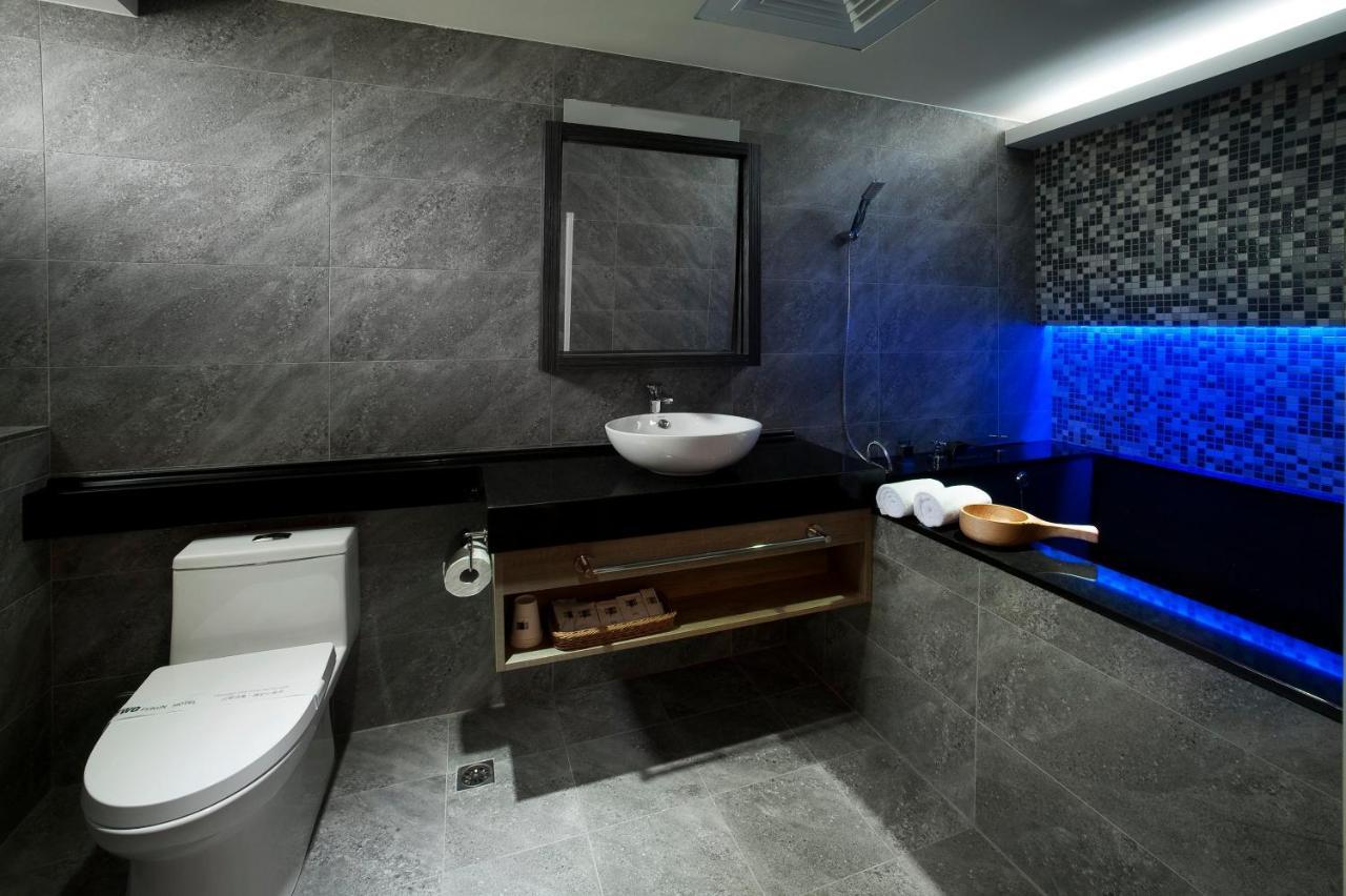 Two Fukun Hotel Цзяосі Екстер'єр фото